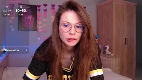 toxkiss online show from September 2025 10:42:01 AM