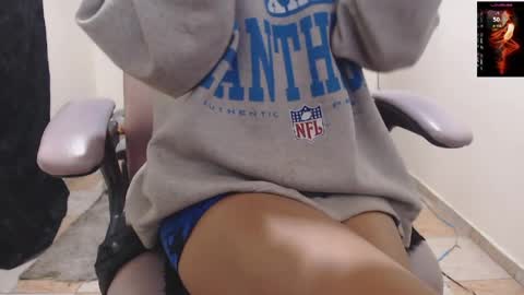 Snapshot of toxxxic_cams chatting on April 2026 05:59:01 AM toxca69 online show from April 2026 05:59:01 AM