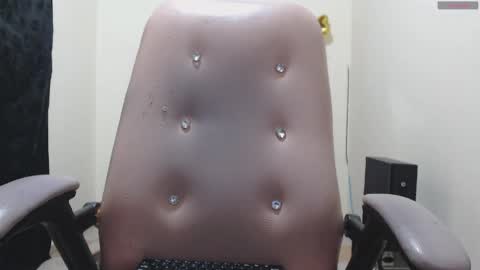 Snapshot of toxxxic_cams chatting on April 2026 06:02:01 AM toxca69 online show from April 2026 06:02:01 AM