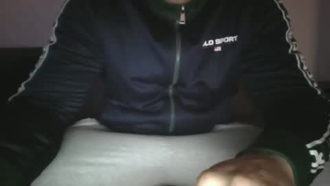 Snapshot of toyy_boy chatting on December 2024 06:43:02 PM Tim online show from December 2024 06:43:02 PM