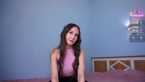 Snapshot of traciblow chatting on November 2025 01:34:02 PM Rebeca online show from November 2025 01:34:02 PM