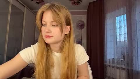 Snapshot of tracierolfson chatting on March 2026 03:51:01 PM Anna online show from March 2026 03:51:01 PM