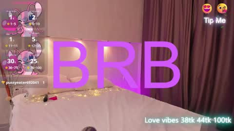 Snapshot of tracy_tay1or chatting on January 2025 10:45:01 AM Tracy GMT2 Mon 3 AM - 4 PM Tue 3 AM - 4 PM Wed 3 AM - 4 PM Thur 3 AM - 4 PM Fri 3 AM - 4 PM online show from January 2025 10:45:01 AM