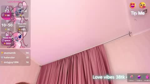 Snapshot of tracy_tay1or chatting on February 2025 03:06:02 AM Tracy GMT2 Mon 3 AM - 4 PM Tue 3 AM - 4 PM Wed 3 AM - 4 PM Thur 3 AM - 4 PM Fri 3 AM - 4 PM online show from February 2025 03:06:02 AM