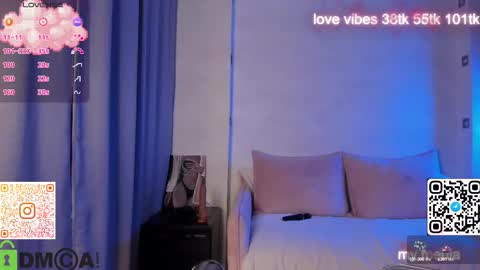 Snapshot of tracy_tay1or chatting on October 2025 11:26:02 PM Tracy GMT2 Mon 3 AM - 4 PM Tue 3 AM - 4 PM Wed 3 AM - 4 PM Thur 3 AM - 4 PM Fri 3 AM - 4 PM online show from October 2025 11:26:02 PM