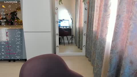 Kate online show from February 2025 11:34:01 AM