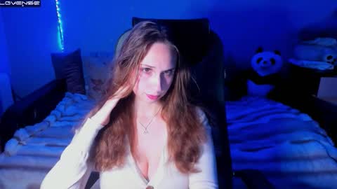 Kate online show from September 2025 03:12:01 PM