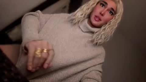 Snapshot of transnextdoor_ chatting on November 2025 08:18:02 PM ALMIGHTY GODDESS VALENTINA online show from November 2025 08:18:02 PM