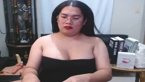 Snapshot of travelergirl chatting on July 2026 10:05:01 PM travelergirl online show from July 2026 10:05:01 PM