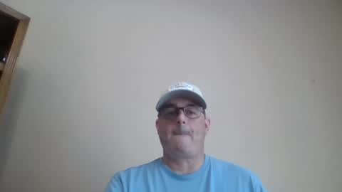 Snapshot of travelingman53 chatting on January 2025 06:49:01 PM Travelingman53 online show from January 2025 06:49:01 PM