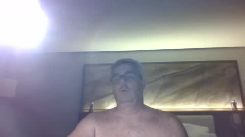 Snapshot of travelingman53 chatting on October 2025 03:40:01 AM Travelingman53 online show from October 2025 03:40:01 AM