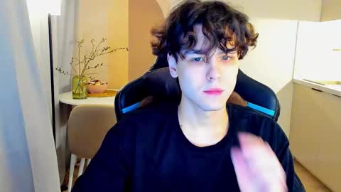 Snapshot of travisrivas chatting on March 2026 01:33:02 AM travisrivas online show from March 2026 01:33:02 AM