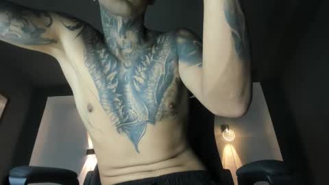 TRAV - INDEPENDENT MODEL online show from December 2025 06:31:01 AM