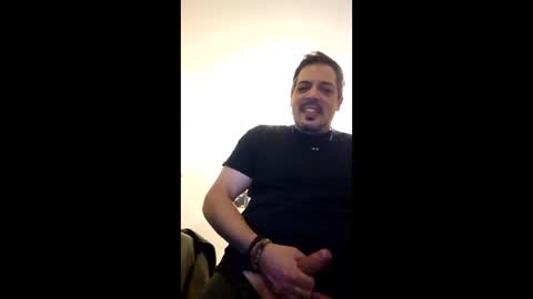 Snapshot of traxxxman2 chatting on April 2026 09:29:01 AM traxxxman2 online show from April 2026 09:29:01 AM