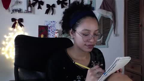 Emily online show from December 2024 05:00:01 PM