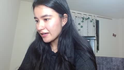 Snapshot of trebol_4 chatting on May 2026 09:02:02 PM trebol_4 online show from May 2026 09:02:02 PM