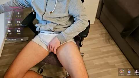 tree1989 online show from November 2025 07:37:02 PM