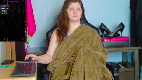 TreeJeanne online show from October 2025 02:18:01 PM