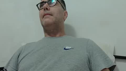 trevido4u online show from October 2025 02:42:01 AM