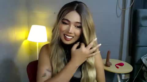 Snapshot of trexie_fucks15 chatting on November 2025 03:34:02 PM trexie_fucks15 online show from November 2025 03:34:02 PM