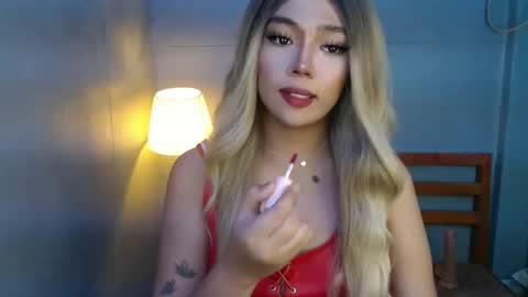 Snapshot of trexie_fucks15 chatting on December 2025 10:28:02 PM trexie_fucks15 online show from December 2025 10:28:02 PM