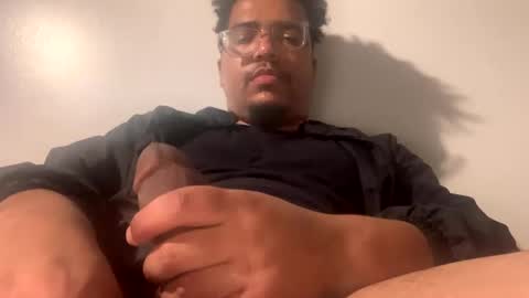 trey0977 online show from March 2025 12:12:02 PM