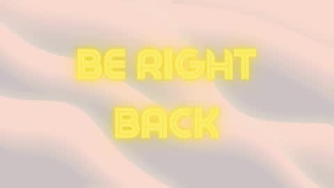 triana_crimson online show from November 2025 10:01:02 PM