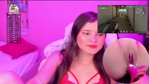 Snapshot of trianna__ chatting on December 2024 02:32:01 PM Trianna online show from December 2024 02:32:01 PM