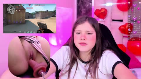 Snapshot of trianna__ chatting on February 2025 05:09:01 PM Trianna online show from February 2025 05:09:01 PM