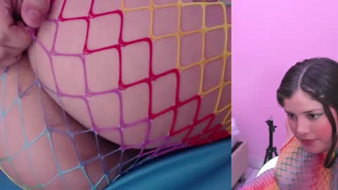 Snapshot of trianna__ chatting on February 2025 03:05:01 PM Trianna online show from February 2025 03:05:01 PM