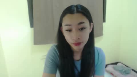 tricia_slut online show from March 2025 09:06:02 PM