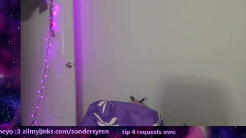 Snapshot of tricky_nymph chatting on July 2026 02:05:01 AM Cassie online show from July 2026 02:05:01 AM
