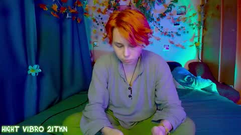 trickykitsune online show from November 2025 01:46:02 PM