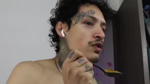 - trieone online show from October 2025 01:39:01 AM