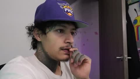 - trieone online show from December 2025 01:51:02 PM