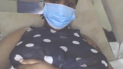 trinahluicy online show from April 2026 10:25:02 PM