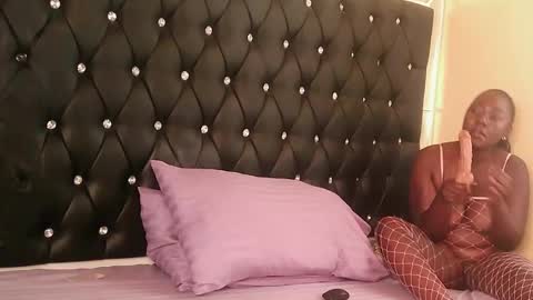 trinatrina94 online show from December 2025 09:03:01 AM