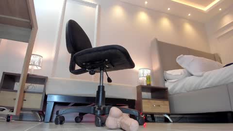 Triny online show from December 2024 08:55:02 PM