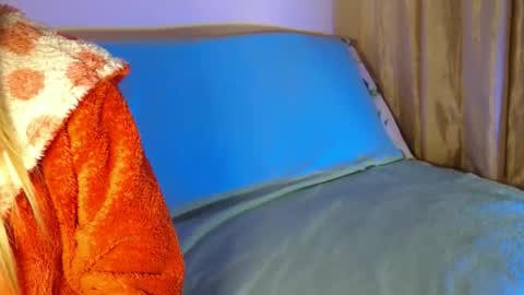 Snapshot of trioa chatting on October 2025 06:16:02 PM Tony and Kristina wait you everyday start 2230-0000 GMT online show from October 2025 06:16:02 PM