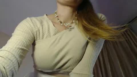 Snapshot of trioa chatting on November 2025 07:23:02 PM Tony and Kristina wait you everyday start 2230-0000 GMT online show from November 2025 07:23:02 PM