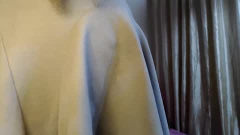 Snapshot of trioa chatting on December 2025 08:20:02 AM Tony and Kristina wait you everyday start 2230-0000 GMT online show from December 2025 08:20:02 AM