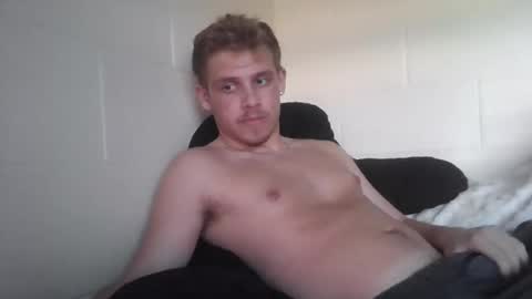 Snapshot of tripp_redmoore chatting on May 2026 10:26:02 PM Tripp Redmoore online show from May 2026 10:26:02 PM