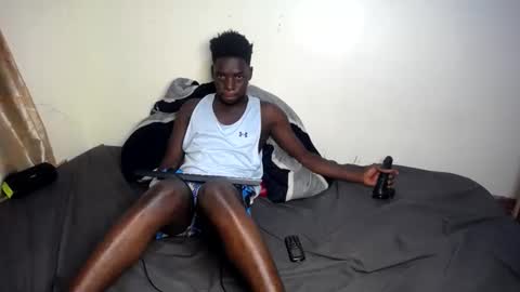 Snapshot of trisboo5 chatting on February 2025 06:19:01 PM Trisboo5 online show from February 2025 06:19:01 PM