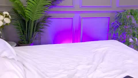 trisha_winslet online show from October 2025 08:45:02 AM