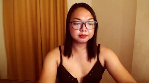 Snapshot of trishakera chatting on October 2025 02:14:02 AM trisha online show from October 2025 02:14:02 AM