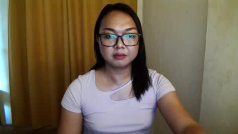 Snapshot of trishakera chatting on December 2025 04:17:02 AM trisha online show from December 2025 04:17:02 AM