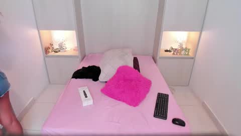 TRISHA online show from September 2025 12:15:01 PM