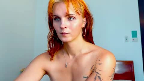 Snapshot of trista_arugula chatting on May 2026 04:07:02 AM Trista online show from May 2026 04:07:02 AM