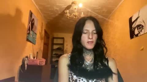 Snapshot of tristalevy chatting on October 2025 05:14:01 PM Sofa Im new here and so far I do not take off the panties online show from October 2025 05:14:01 PM