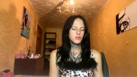 Snapshot of tristalevy chatting on October 2025 05:13:01 PM Sofa Im new here and so far I do not take off the panties online show from October 2025 05:13:01 PM